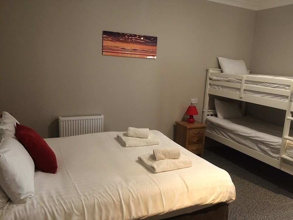 The Ballinluig Inn Pitlochry Esterno foto